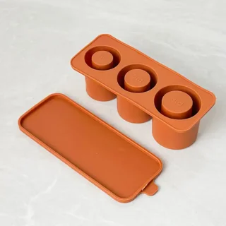 Silicone Ice Cube Tray رنگ قهوه‌ای